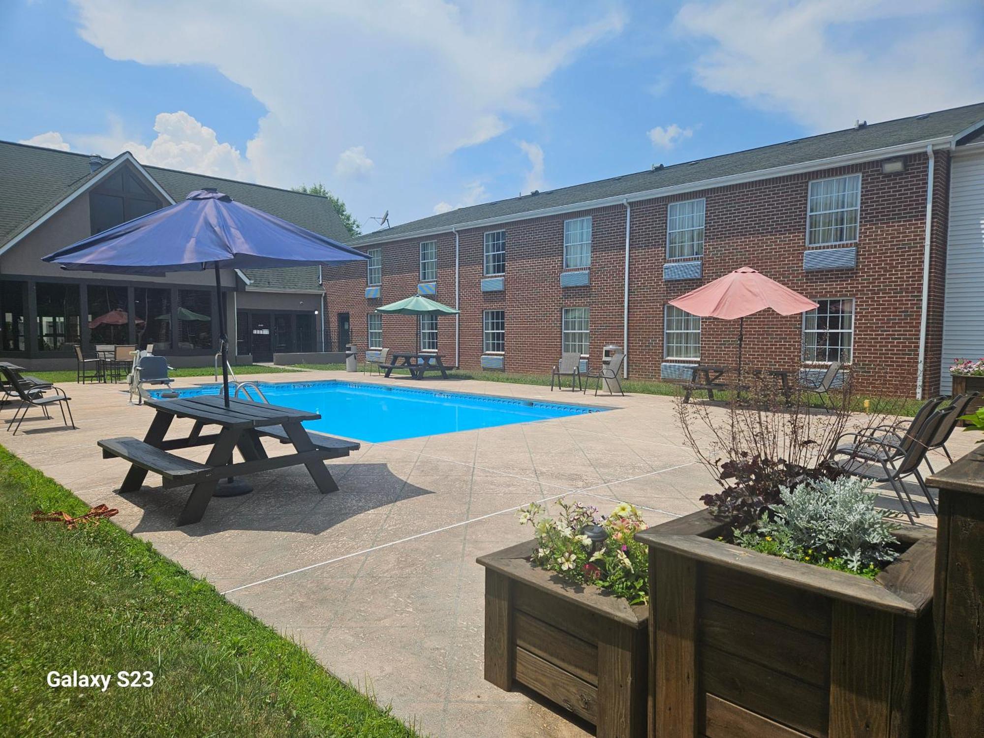 Quality Inn Dublin I-81 Dış mekan fotoğraf