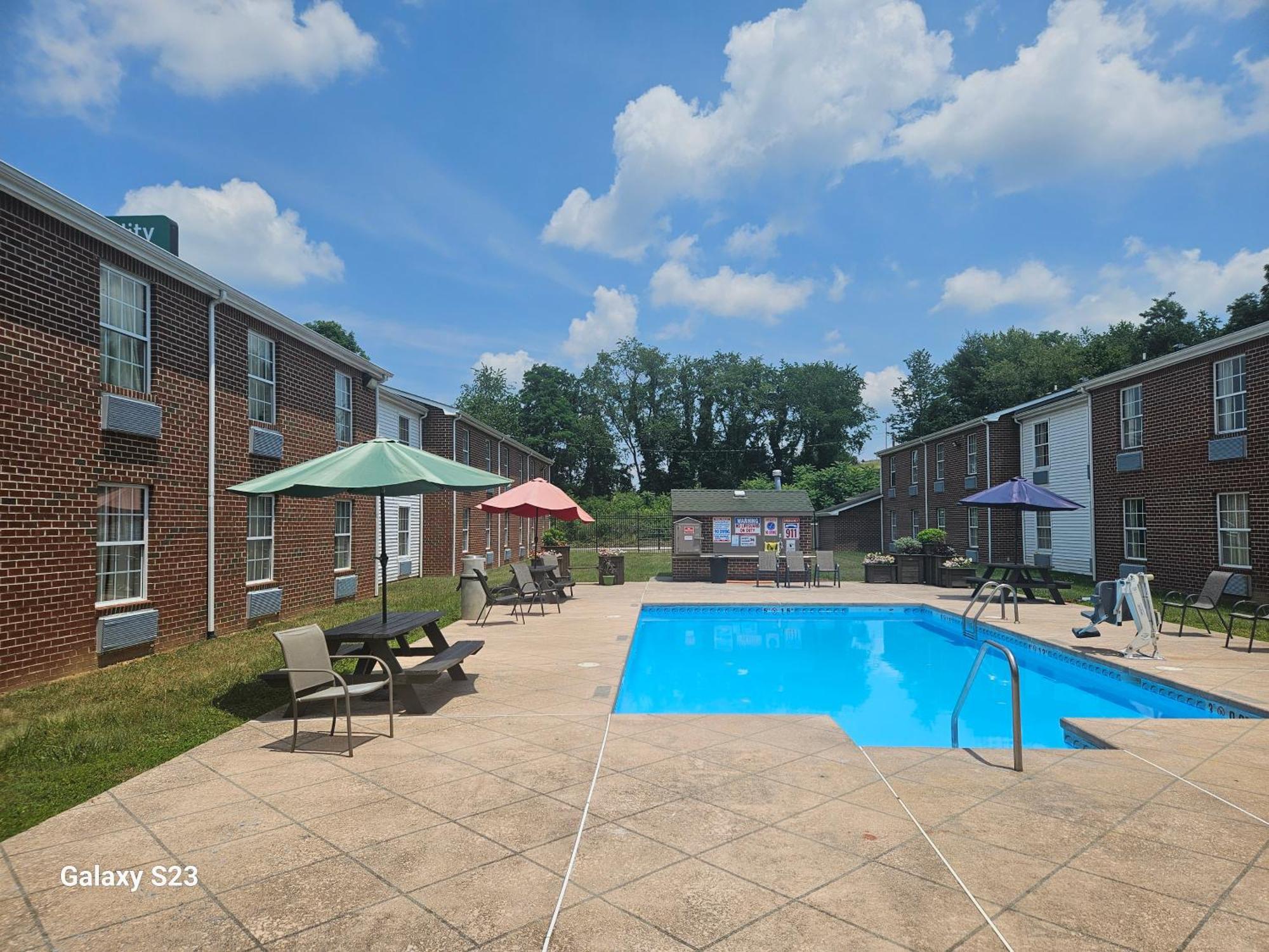 Quality Inn Dublin I-81 Dış mekan fotoğraf
